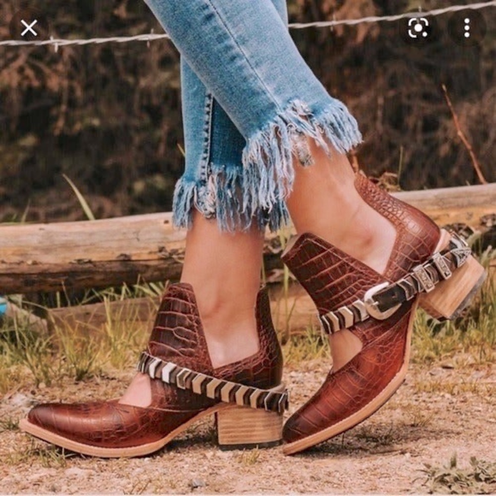 Freebird by Steven Blade in Cognac Croco Sz 7 NEW!